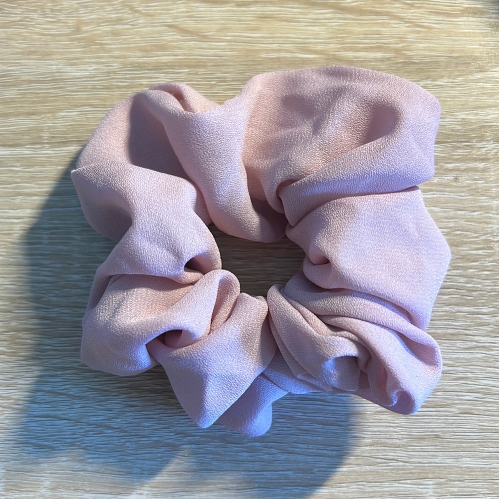 Pink chiffon scrunchie